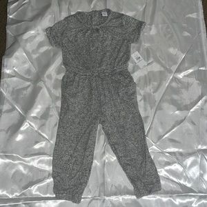 Old navy gray romper. Toddler 2T NWT